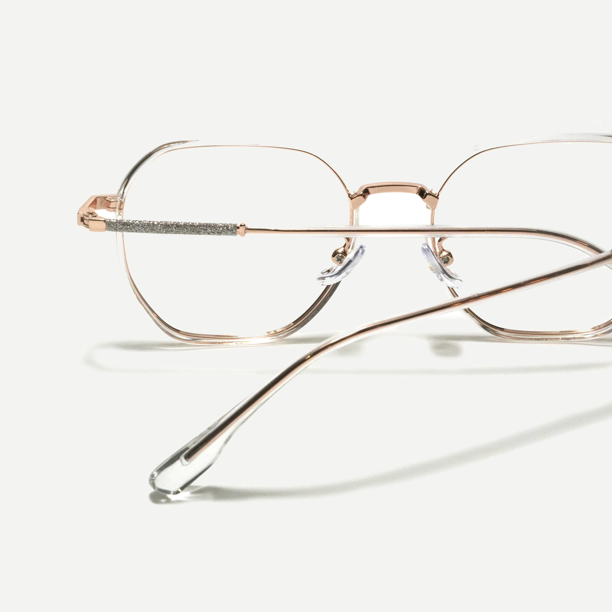 OPTIK21_0149_M2877_TRANSPARENTE_DORADO_BACK