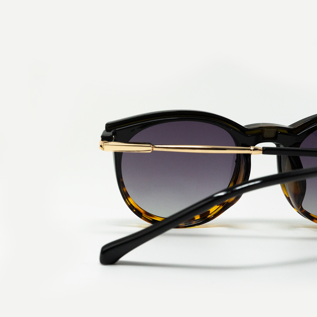 OPTIK21_119_06_0220195975-CAFÉ-LEOPARDO-CLIP-ON_BACK